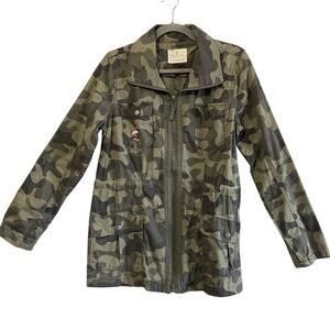 Jade and Ivory Camo Flower Embroidered Cinch Waist Jacket Size Medium